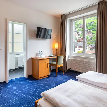 Отель Parkhotel Gunten Lake & Spa 3*