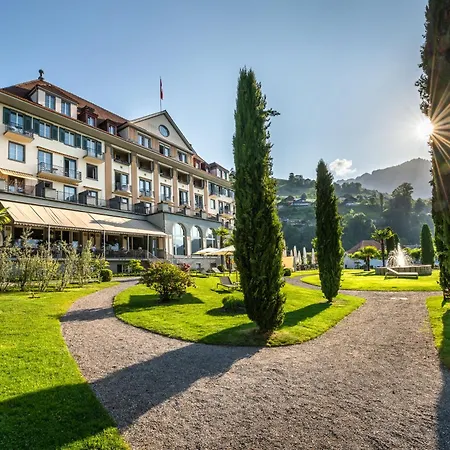 Parkhotel Gunten Lake & Spa Гунтен