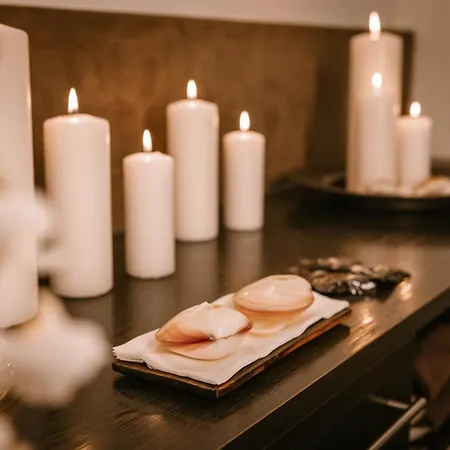 Отель Parkhotel Gunten Lake & Spa
