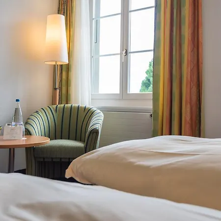 Parkhotel - &