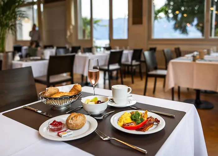 Parkhotel - & Hotel Gunten