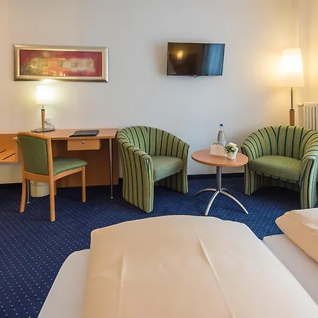 酒店 Parkhotel - & 3*