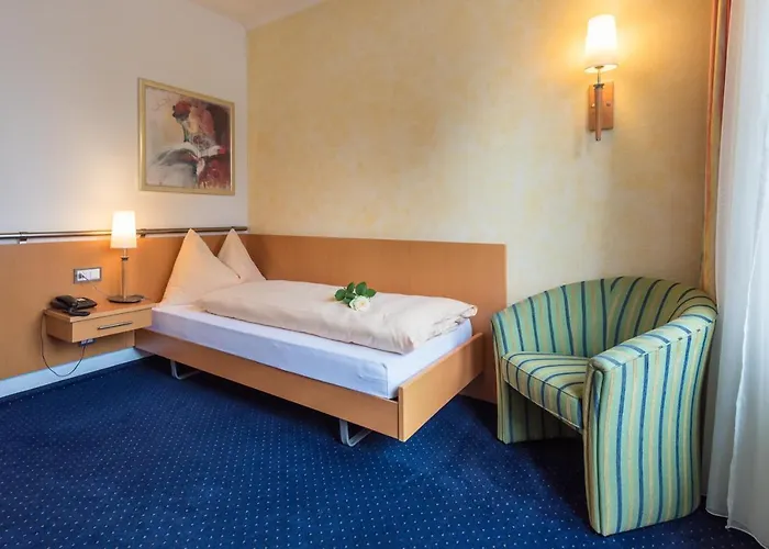 Parkhotel - & 3*