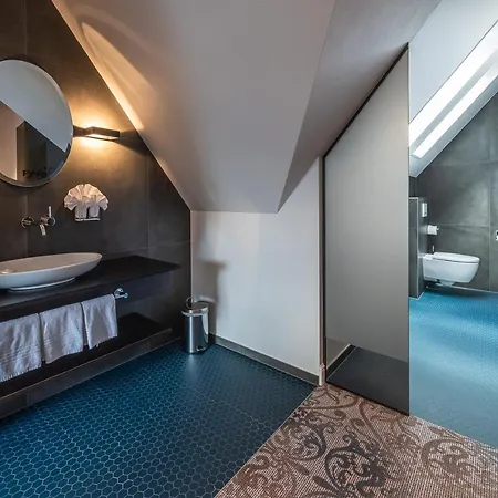 Parkhotel - & 3* غوتن